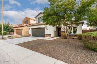 1649 W Red Bird Rd in Phoenix, AZ - Building Photo - Building Photo