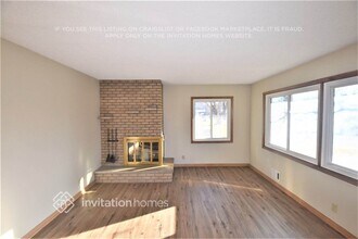 5814 Pearson Dr in Minneapolis, MN - Building Photo - Building Photo