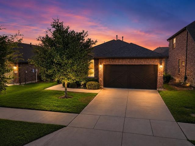 property at 1520 Summit View Ln