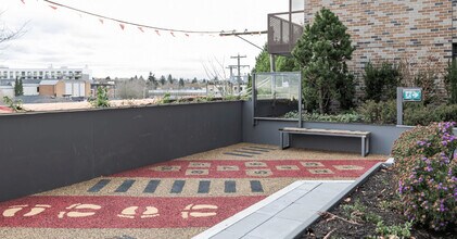 The Hyland in Vancouver, BC - Building Photo - Building Photo