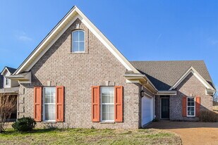 3317 Champion Hills Dr, Unit 2106 in Southaven, MS - Building Photo