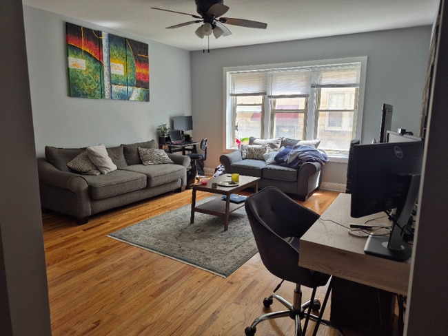 4839 W Addison St in Chicago, IL - Building Photo - Building Photo