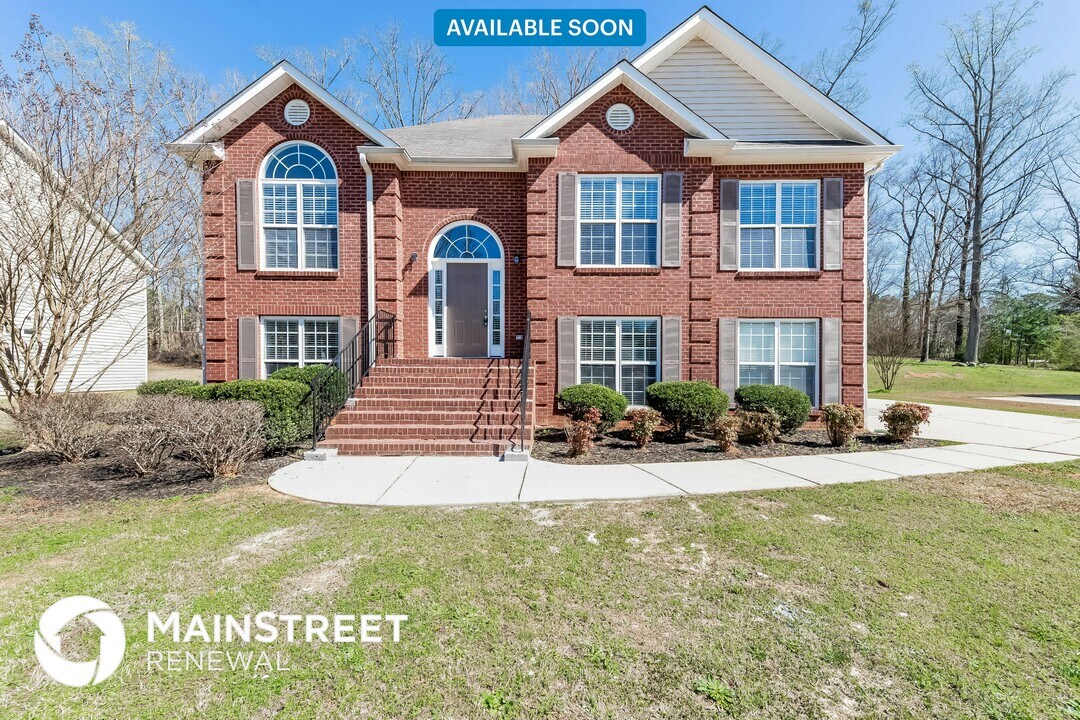 9554 Carnes Crossing Cir in Jonesboro, GA - Building Photo
