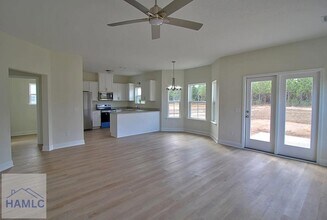 149 W Franklin St in Ludowici, GA - Building Photo - Building Photo