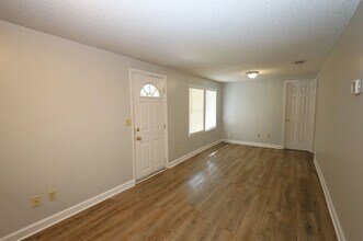 2948 Dogwood Cir in Valdosta, GA - Building Photo - Building Photo