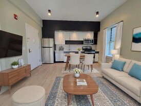 502 William St in East Orange, NJ - Building Photo