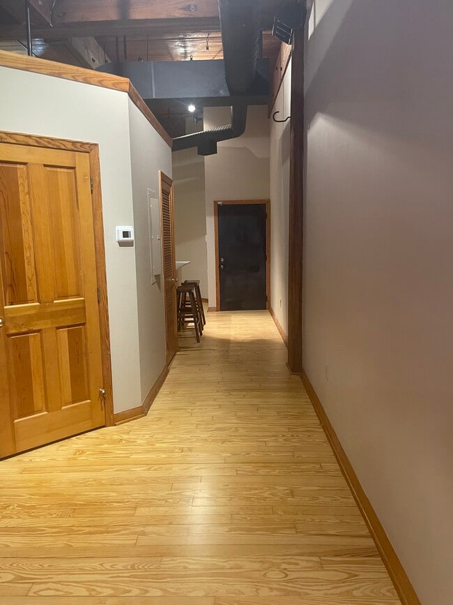 property at 230 W Tazewell St