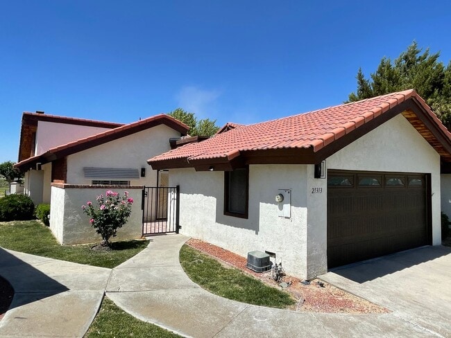 property at 21313 Conklin Ct