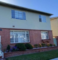 4068 9th Ave in Los Angeles, CA - Building Photo