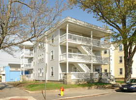 624 Rimmon St Apartments