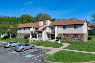 Pine Tree Village Apartments in West Middlesex, PA - Building Photo - Building Photo