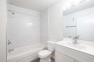 9750-9782 82 Ave NW in Edmonton, AB - Building Photo - Building Photo