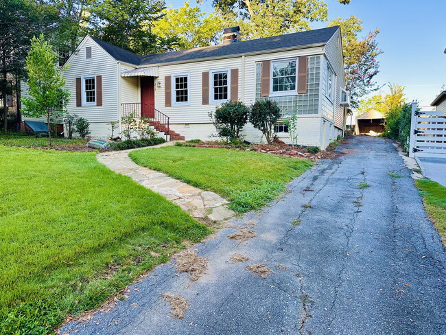 318 W Glenwood Dr