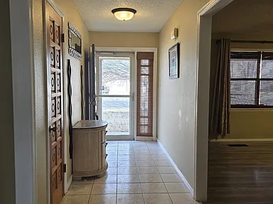 906 Pearson Dr in Roswell, NM - Foto de edificio - Building Photo