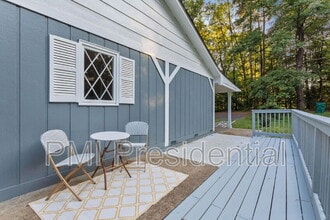 4560 E Williamsburg Rd in Sandston, VA - Building Photo - Building Photo