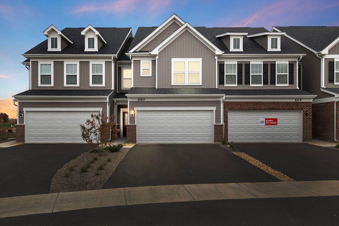 660 Switchgrass Wy in Bolingbrook, IL - Building Photo