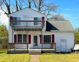 431 Seaboard Ave in Hampton, VA - Building Photo