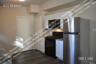 611 Benrus Blvd in San Antonio, TX - Building Photo - Building Photo