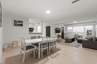 100 W Taylor Run Pkwy in Alexandria, VA - Building Photo - Building Photo