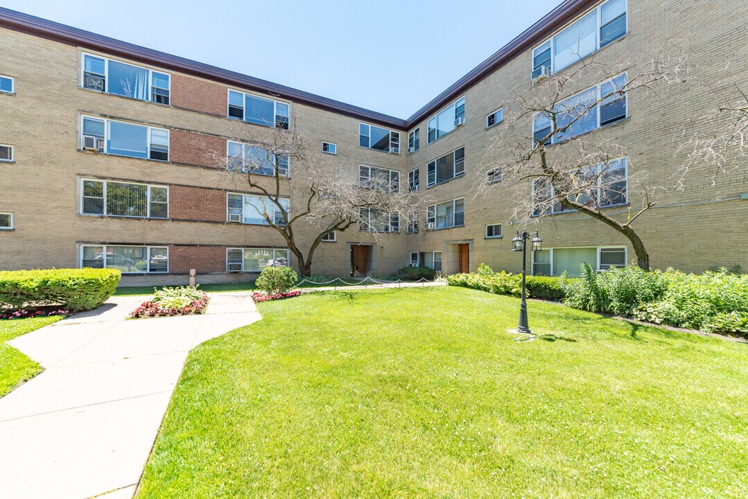 2625 W Fitch Ave in Chicago, IL - Building Photo