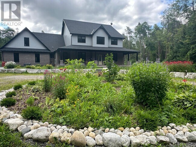 9031 Sideroad 17 in Erin, ON - Building Photo - Building Photo