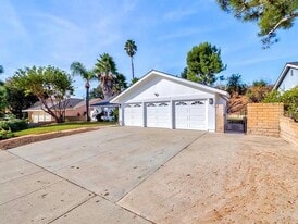 2217 Camino Del Sol in Fullerton, CA - Building Photo