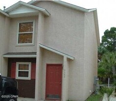 6588 Harbour Blvd in Panama City Beach, FL - Building Photo