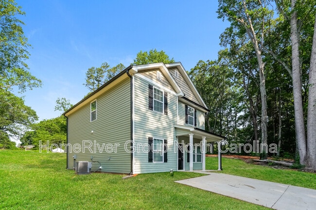 3350 Cardinal St in Winston-Salem, NC - Building Photo - Building Photo