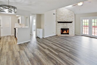 432 Shirley Ridge Dr in St. Peters, MO - Building Photo - Building Photo