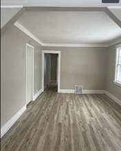 56 Kemp St in Pontiac, MI - Building Photo - Building Photo