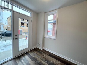 406 Jewelwing Private in Ottawa, ON - Building Photo - Building Photo