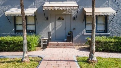 1614 Harrison St, Unit 2 in Hollywood, FL - Building Photo - Building Photo