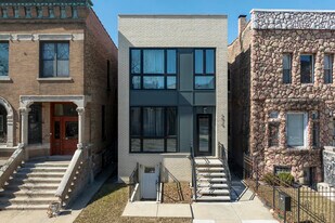 4818 S Forrestville Ave in Chicago, IL - Building Photo
