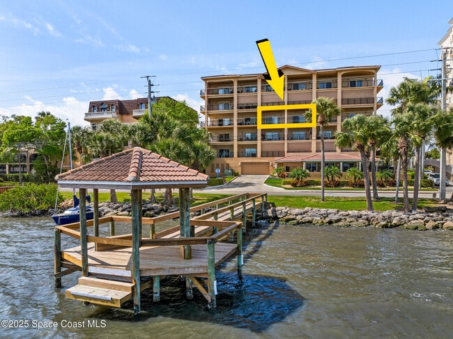 property at 29 Riverside Dr