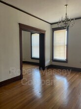 2004 Cherokee Pkwy in Louisville, KY - Building Photo - Building Photo