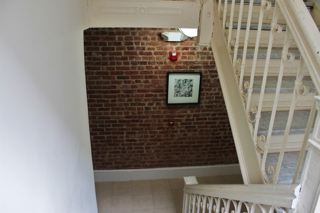 325 Baldwin Ave in Jersey City, NJ - Building Photo - Building Photo
