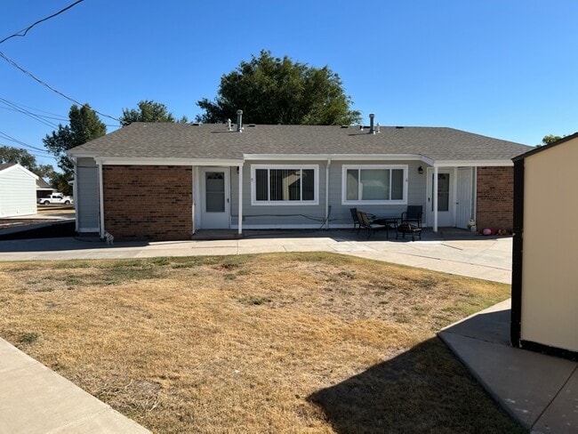 1000 W Lincoln Ave, Unit 6 photo'