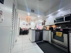 8610 SW 156th Pl in Miami, FL - Building Photo - Building Photo
