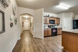 2100 Shady Glen Trail in Princeton, TX - Building Photo - Building Photo