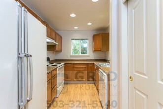 5023 SE 62nd Ave in Portland, OR - Building Photo - Building Photo