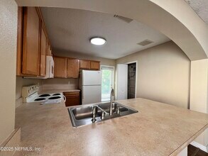 714 Ginger Mill Dr in Jacksonville, FL - Building Photo - Building Photo