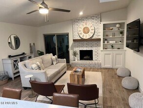 2009 Mermaid Dr in El Paso, TX - Building Photo - Building Photo