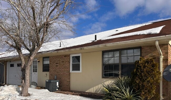 property at 23A Sterling St