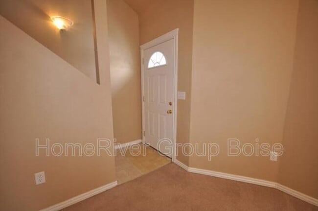 1329 N Stephanie Ln in Nampa, ID - Building Photo - Building Photo