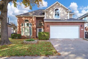 2213 Heatherton Pl in Plano, TX - Building Photo