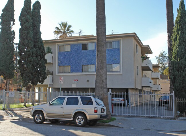 1423 S Gramercy Pl in Los Angeles, CA - Building Photo - Building Photo