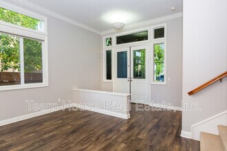 18210 Shannon Ridge Pl in Santa Clarita, CA - Building Photo - Building Photo