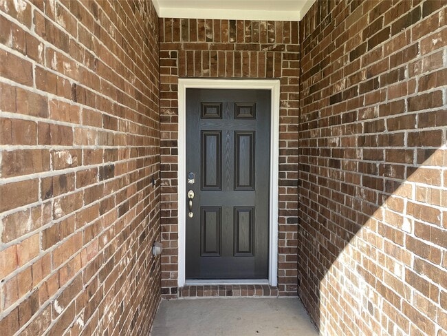 803 Cypress Smt Rd in Huffman, TX - Foto de edificio - Building Photo