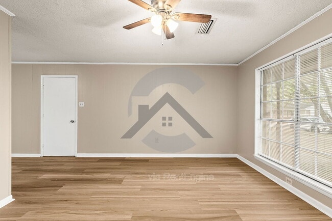 2403 Broadview Ave in Conway, AR - Building Photo - Building Photo