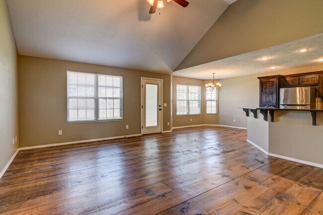 435 Madrid St in Republic, MO - Building Photo - Building Photo